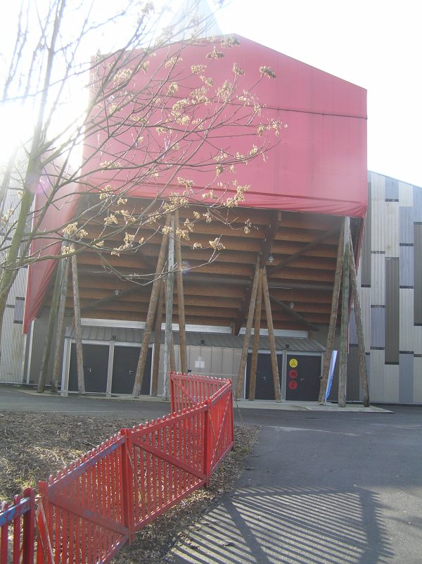 OLYMPUS DIGITAL CAMERA