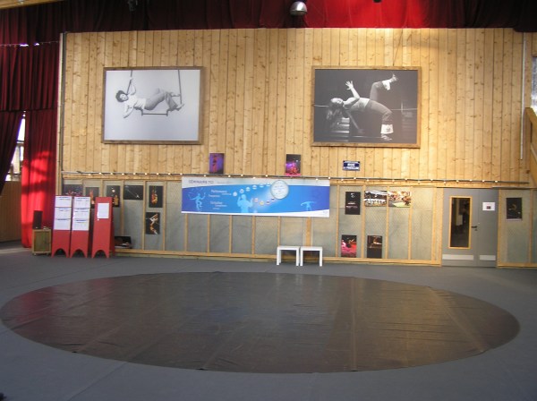 OLYMPUS DIGITAL CAMERA