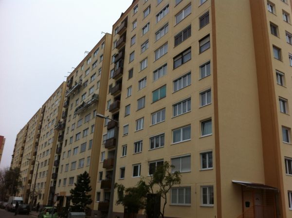 Retrofitted Social Housing Estates in Harsfa - Budapest