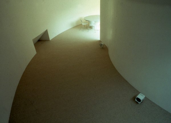 toyo-ito_white-u-house-03